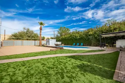 Image de Garfield Unit · Pool & Volleyball Court - Cozy Casita