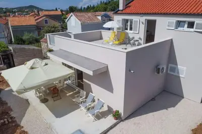Image de House of pleasant dreams by Interhome
