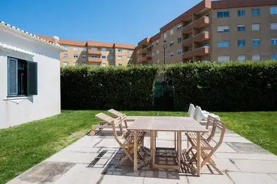 Image de Casa São João a 400 Metros da Praia com Jardim