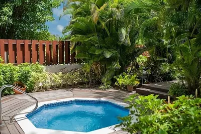 Steps to Heywood Beach and Port St. Charles Marina! 2 Ocean View Units! Pools!