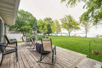 Image de Waterfront Johnson Lake Getaway w/ Fire Pit!