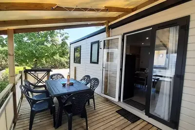 Image de Mobil Home Texas Standard. 4 pièces 6\/8 personnes Climatisé