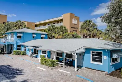 Image de Blue Water Beach Rental #6 A little slice of beach paradise