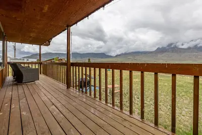 Image de Neal's Guest House- pet friendly Wapiti Valley