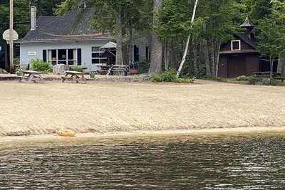 Image de Lakefront - Family Friendly Home - on Long Lake w/beaches and boat slip.