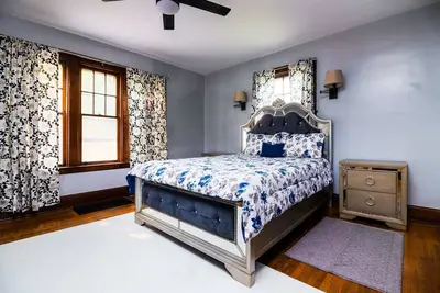 Image de 5br, 1. 5 Bath, Entire Home minutes from the falls.