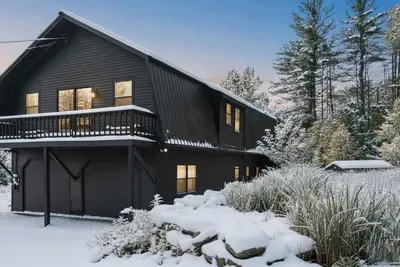 Image de Hilltop 5-Br Carriage House 4-Min to Okemo