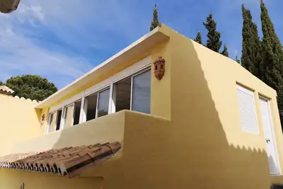 Image de Studio \"Roca Penthouse\" avec vue sur la mer, piscine partagée et Wi-Fi