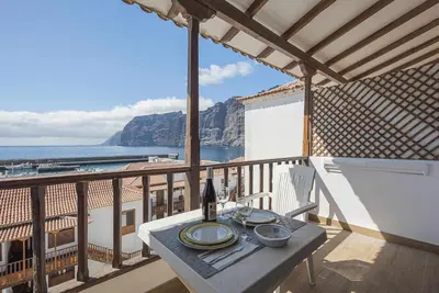 Image de Penthouse Los Gigantes Views+Wifi 600 Mbps + Beach