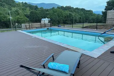 Image de Shenondoah Apex -Luxury Cabin Swimming Pool & Spa - Pool Open!