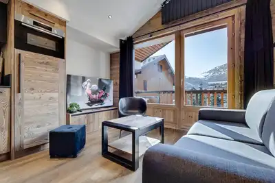 Image de Charmant appartement rénové au centre avec balcon et Wifi