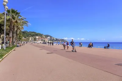 Image de Joli appartement avec climatisation, Wifi, Tv, terrasse, animaux admis et parking
