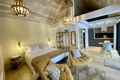 Image de Lodges avec Spa Privatif proche du Sancy : Écrin d'Auvergne luxe & spa