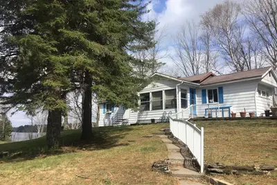 Image de Waterfront cottage for rent