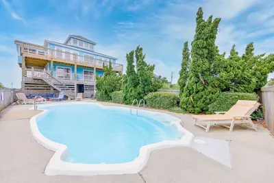 Image de Summer Savings - Oceanfront Home w/ Pool, Hot Tub, Nearby Boardwalk to Beach