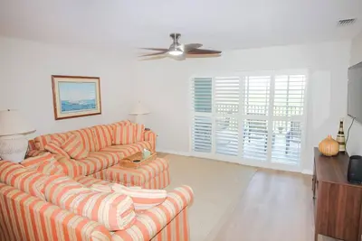 Image de 2br Condo w/ Estuary View in Resort Style Complex