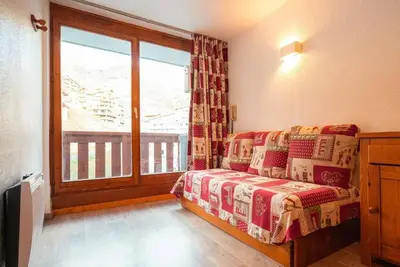Image de 50m du centre station, 4ème étage, balcon, télévision, casier à ski, 25m², Val Thorens