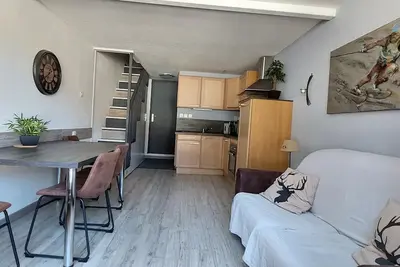 Image de 200m du centre station, 1er étage, balcon, télévision, casier à ski, 39m², Les Arcs