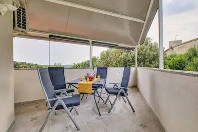 Image de Apartment Una with a pleasant terrace