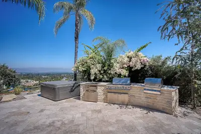 Image de Calabasas Vila lake View Home