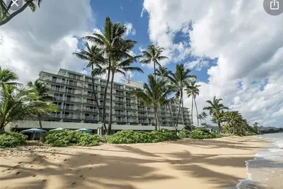 Image de Turtle Beachfront, snorkeling, free parking, wash-dryer in unit, Air Condition.