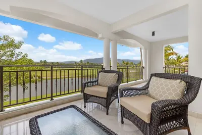 Image de Luxurious Condo on Pga Golf Course w/ Beach Access and Ocean & Rainforest Views