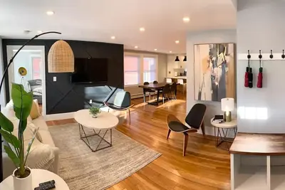Image de Spacious Luxury 3 Br ✓Spotless ✓W/D ✓Parking
