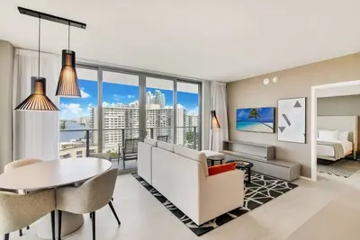 Image de Copy of Condo Resort Style in Hollywood Beach