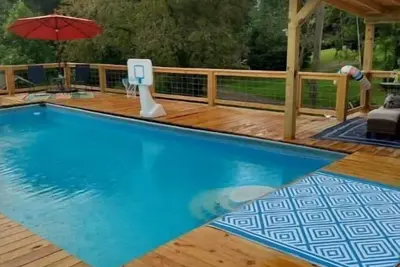 Image de Cheerful three bedroom home with seasonal pool