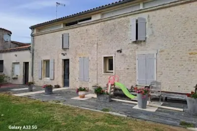 Image de Maison aux pieds des marais salants