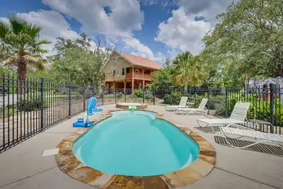 Image de Waterfront Pass Christian Oasis ~ 2 Mi to Beach!