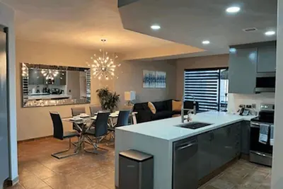 Image de Amazing Las Palomas Phase Ii 1 Bedroom Condo with upgraded decor and great views