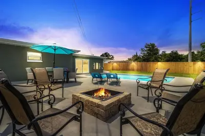 Image de Luxury Pool 5br/3ba Launchpad