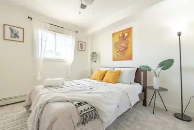 Image de Charming 1bd Condo | Near Downtown | Free Parking