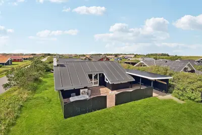 Image de Belle maison à Harboøre avec sauna