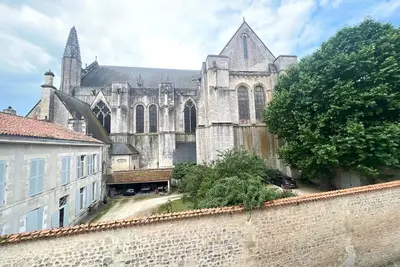 Image de Le jardinet de la Cathédrale
