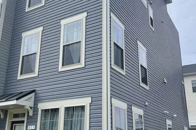 Image de Entire contemporary, luxury 4 level Town House in Gorgeous, quiet neighborhood