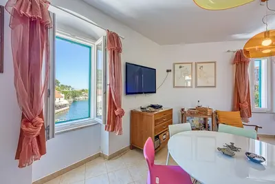 Image de Astra 2 Veli Lošinj Harbour View, Veli Lošinj, Croatia
