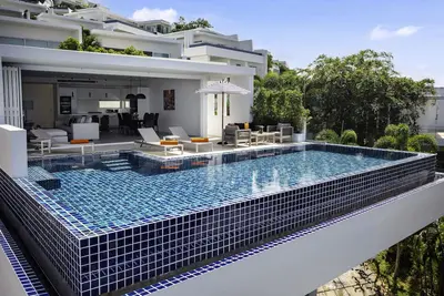 Image de Luxury Sea View Pool Villa Q @ UniQue Residences