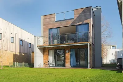 Image de 100 Howells Mere - 100hm - Lakeside Spa Property