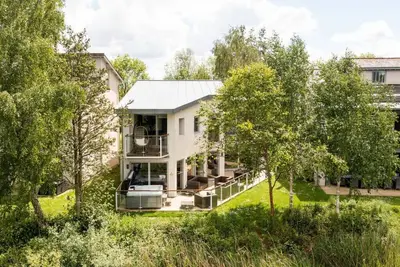 Image de Osprey Lodge - Cw64 - Hot Tub - Lakeside Spa Property
