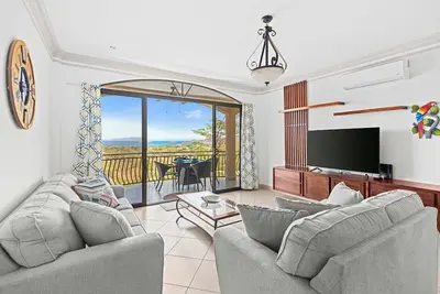 Image de Casa Blanca Two Bedroom, Two Bath Oceanview Condo