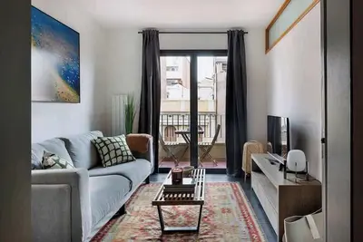 Image de Haus/ Llar/ Home - Two Bedroom Apartment with Balcony