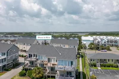 Image de Shore Is Nice - 4br Townhouse with Easy Beach Access! Pet Friendly!