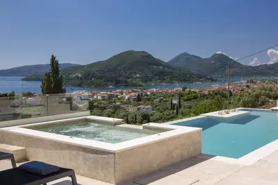 Luxury Villa Feline, with an incredible sea view near Nidri!