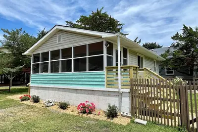 Image de Dunn In the Sun: Pet Friendly with large fenced yard.
