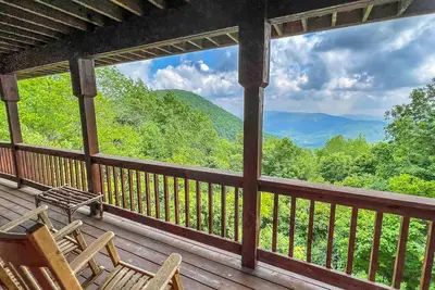 Image de Limited-Time April Deals—Your Dream Getaway at Jasmine Heights