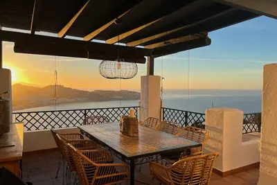 Image de Luxueuse villa superbes vues mer
