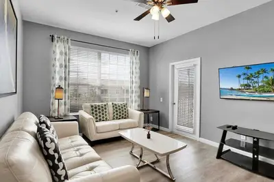 Image de Last Minute Disney Getaway! Luxury Condo with Private Balcony. Book Now! #76809