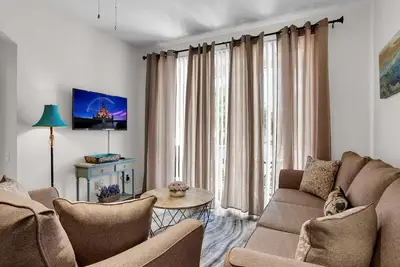 Image de Last Minute Disney Getaway! Luxury Condo with Private Balcony. Book Now! #90489